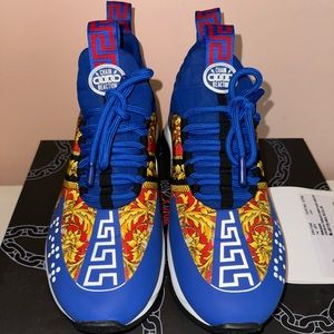 Versace Chain reaction